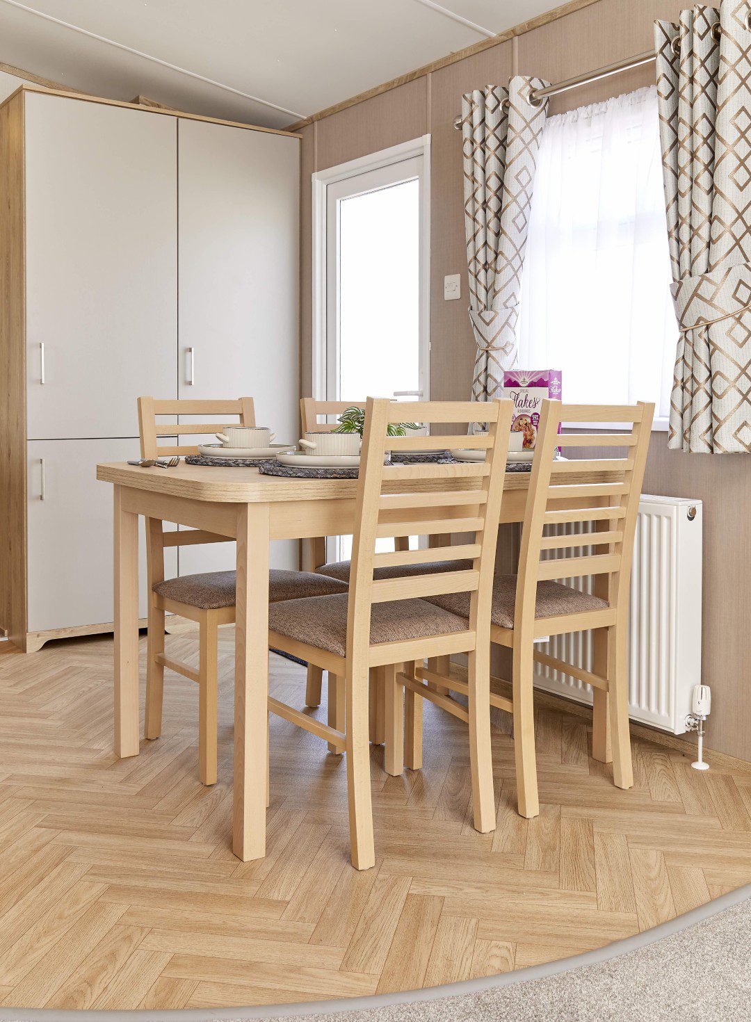 Brand New Carnaby Bayview 28x12ft | Double Glazed, Central Heating - Image 5