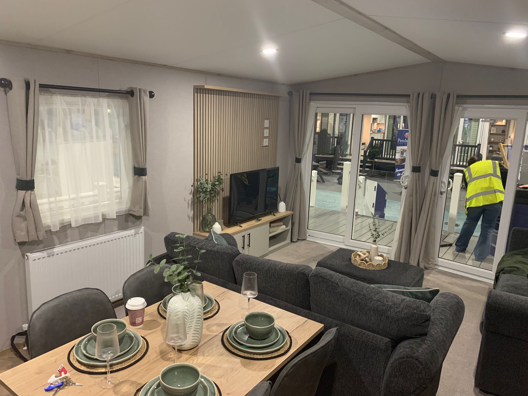 Brand New ABI Hamilton 37x12ft 2 bed | Double Glazed, Central Heating - Image 4