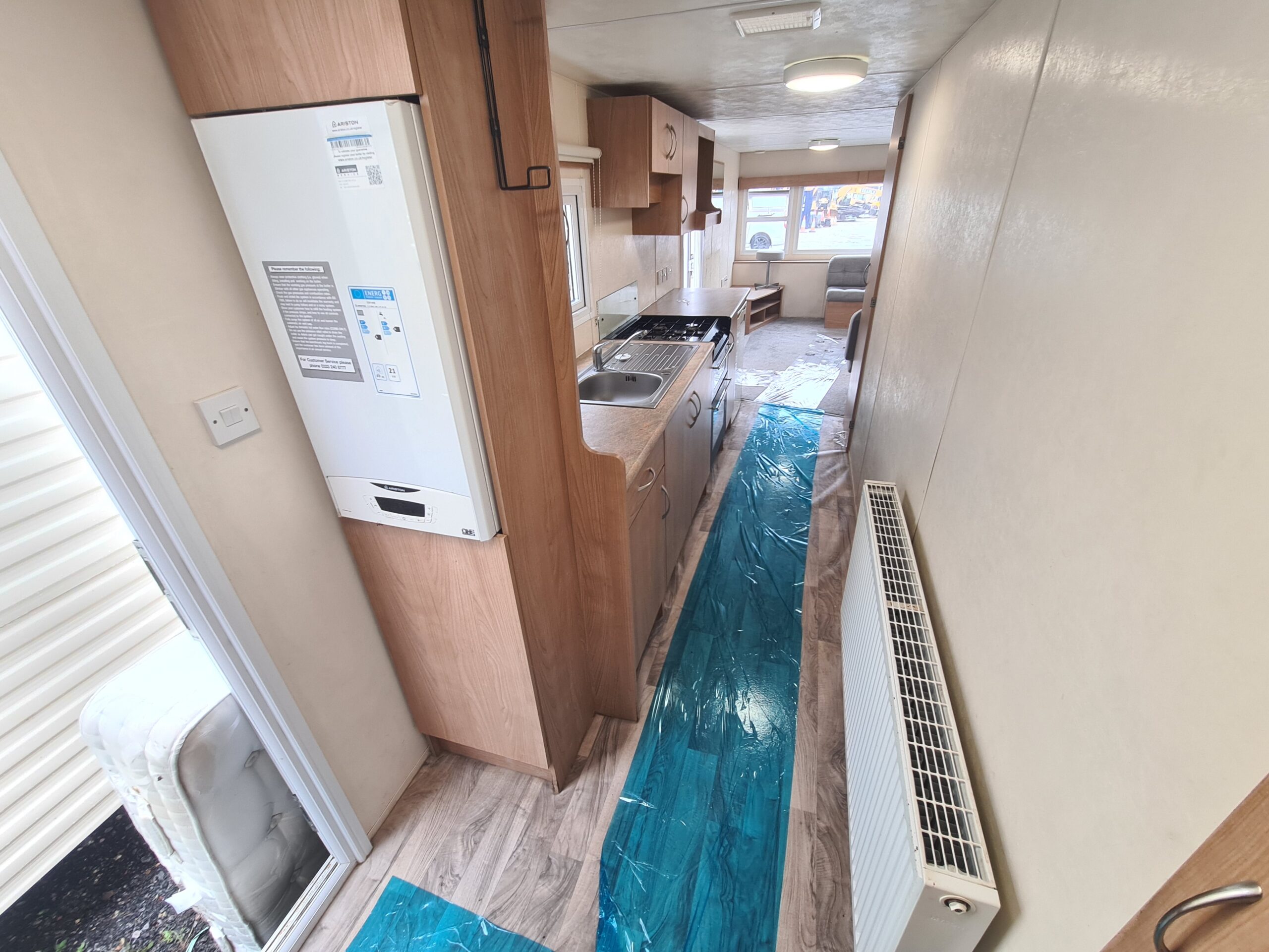 Delta Florida - 35x10ft | 2 bed - Double Glazed & Central Heated - Image 5