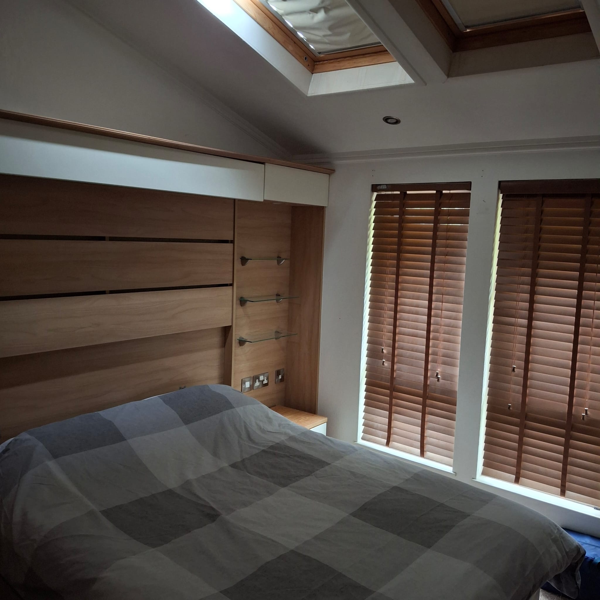 Willerby New England 42x20ft 2 Bed | Double Glazed & Central Heated - Image 7