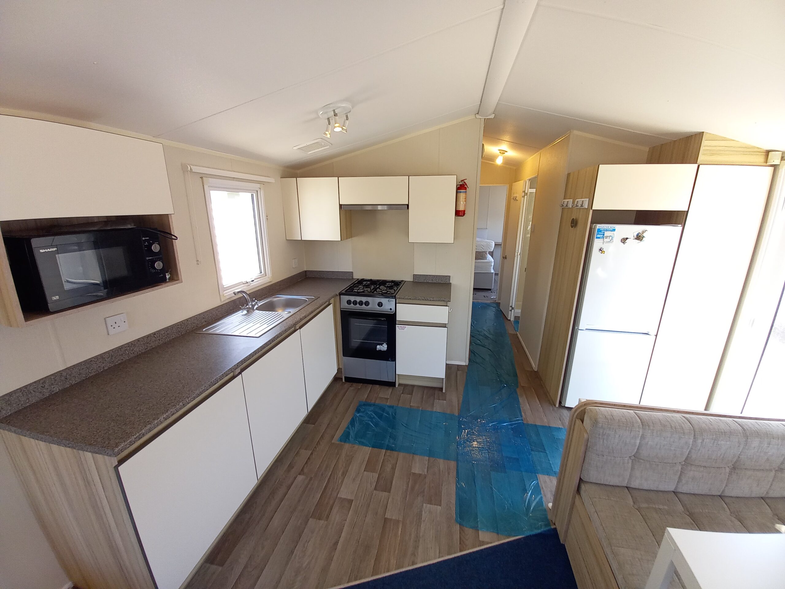 Willerby Mistral - 35x12ft 2 Bed | Static Caravan - Double Glazed & Central Heating - Image 4