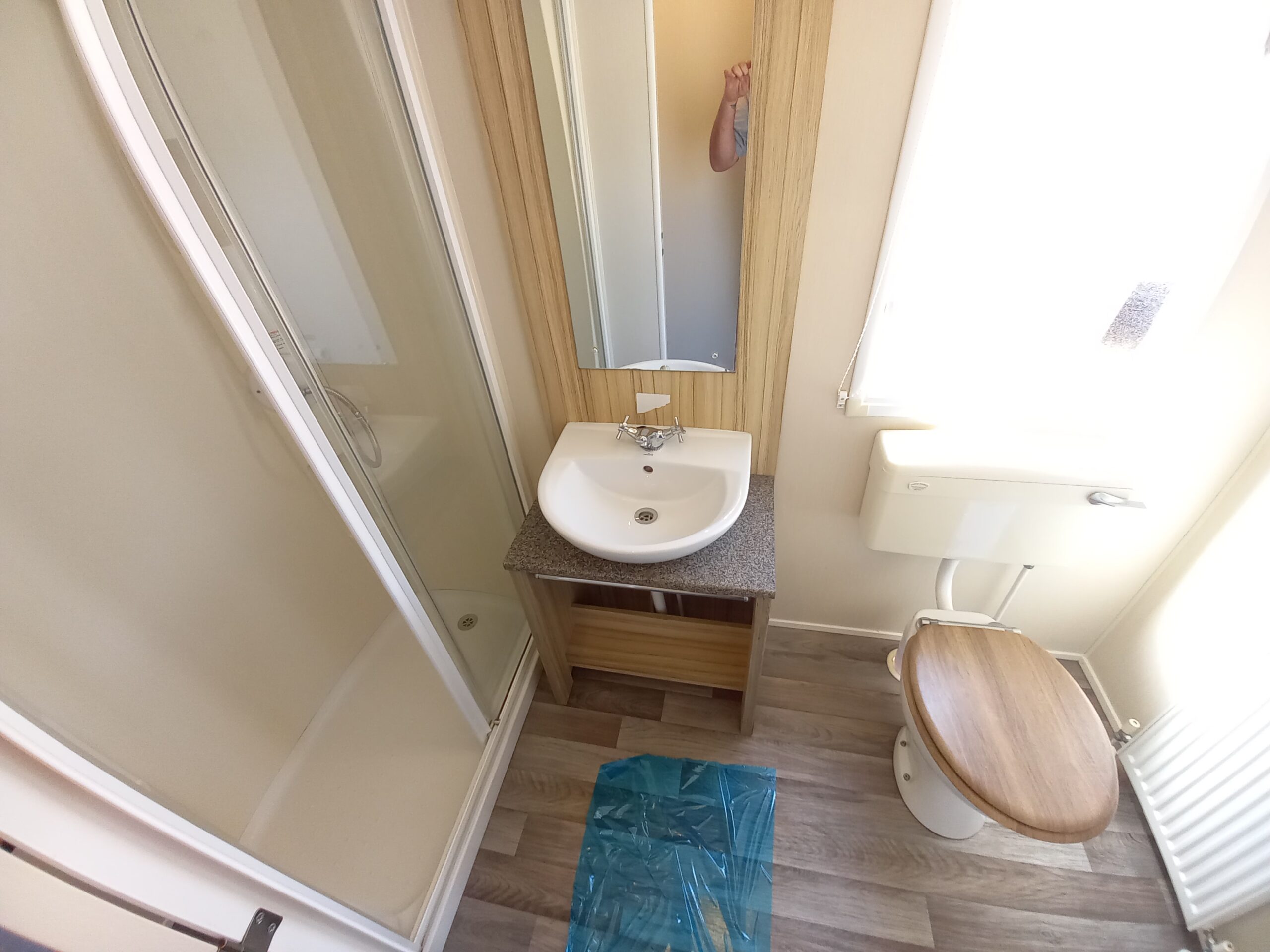 Willerby Mistral - 35x12ft 2 Bed | Static Caravan - Double Glazed & Central Heating - Image 6