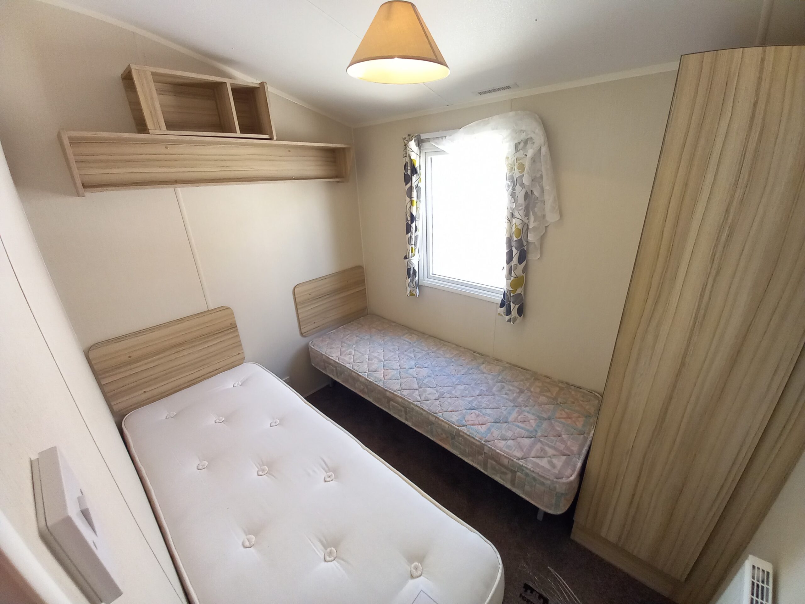 Willerby Mistral - 35x12ft 2 Bed | Static Caravan - Double Glazed & Central Heating - Image 7