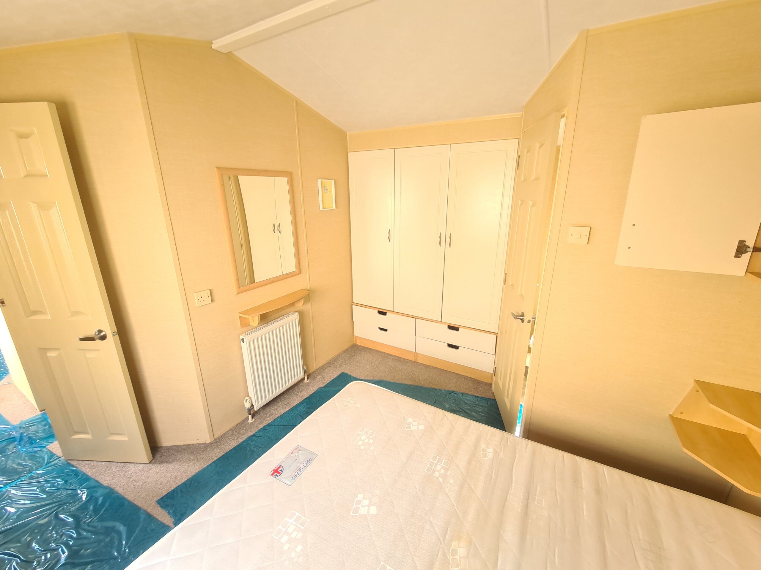 Willerby Rio Gold 36x12ft - Double glazed & central heated - 2 Bed w/ensuite - Image 9