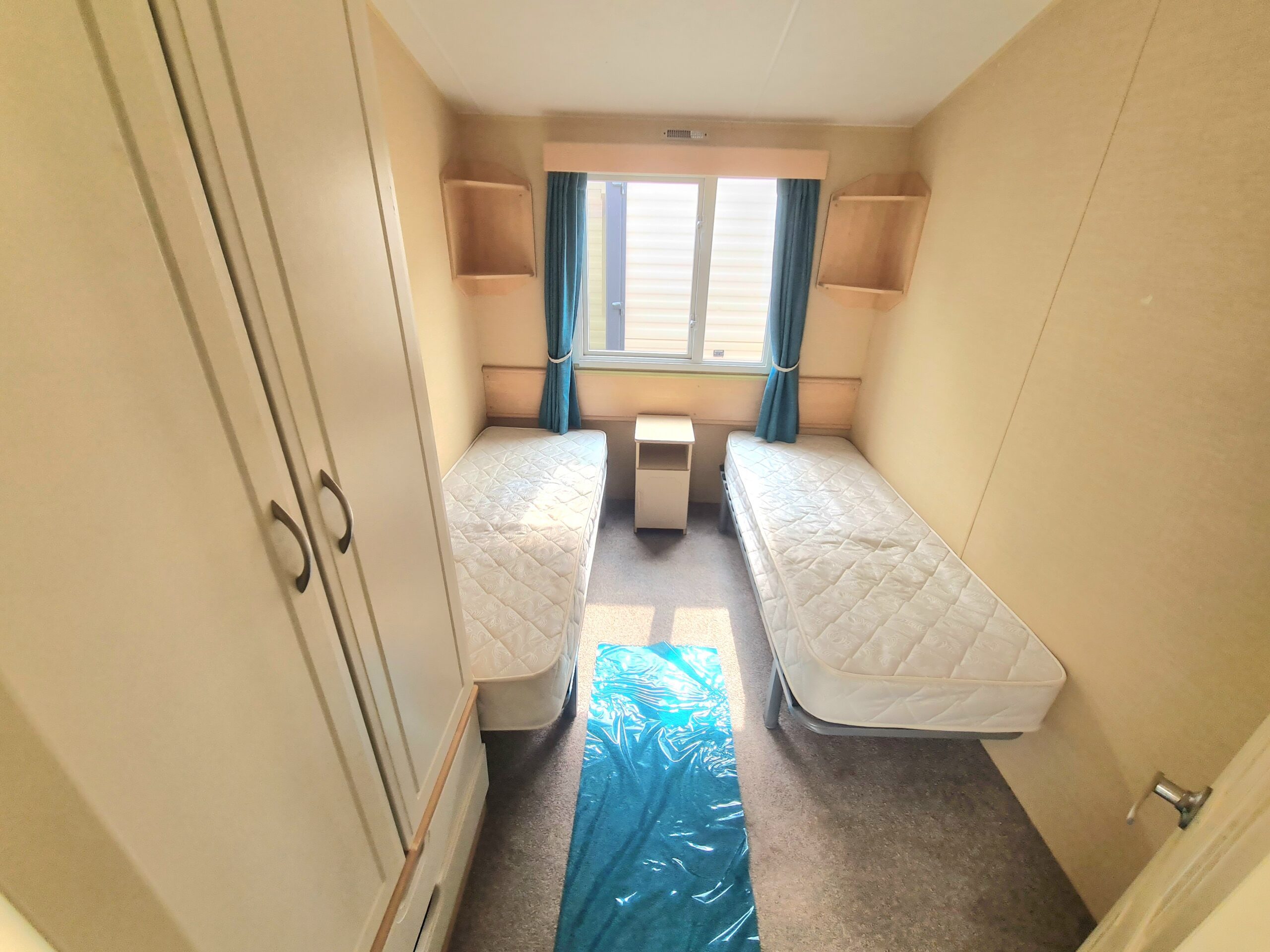 Willerby Rio Gold 36x12ft - Double glazed & central heated - 2 Bed w/ensuite - Image 10