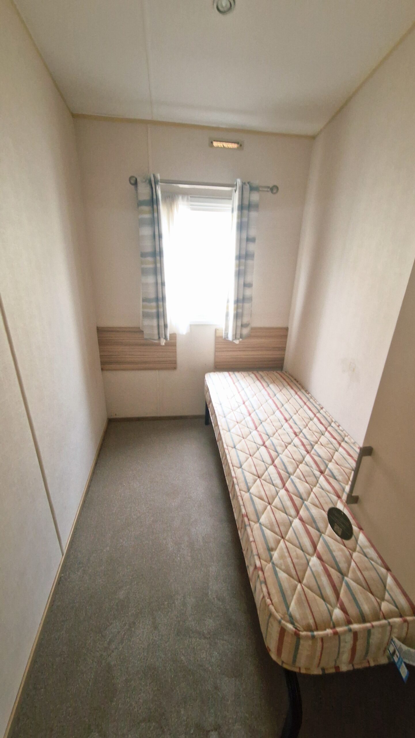 ABI Summer Breeze -10ft wide 3 bed | Winterised Double Glazed & Central Heated - Image 3
