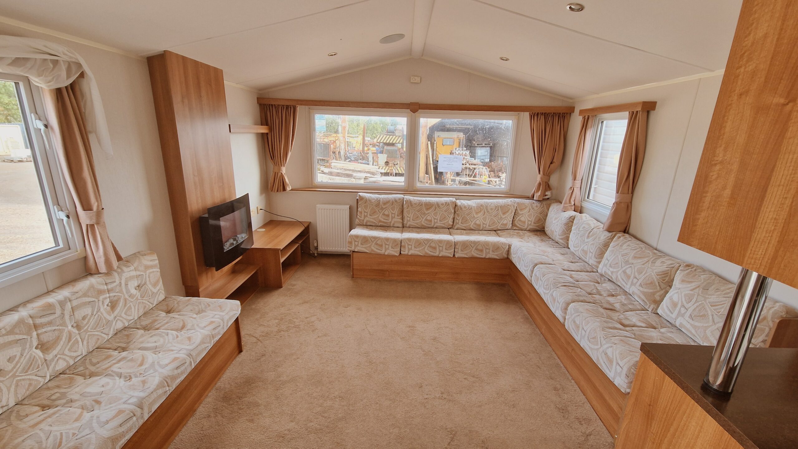 Willerby Caledonia - 36 x 12ft 2 bed | Double Glazed & Central Heated - Image 2