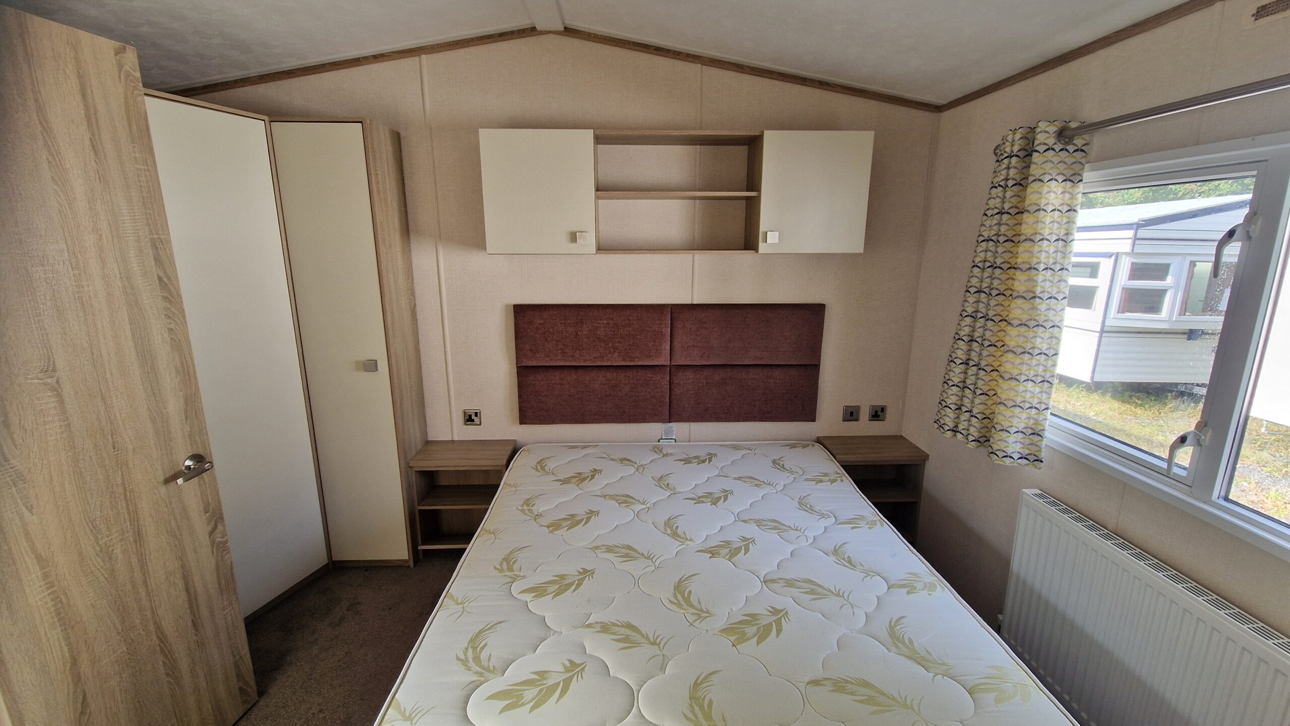 Carnaby Oakdale 37x12ft 2 Bed Double-Glazed Central Heated Static Caravan - Image 10