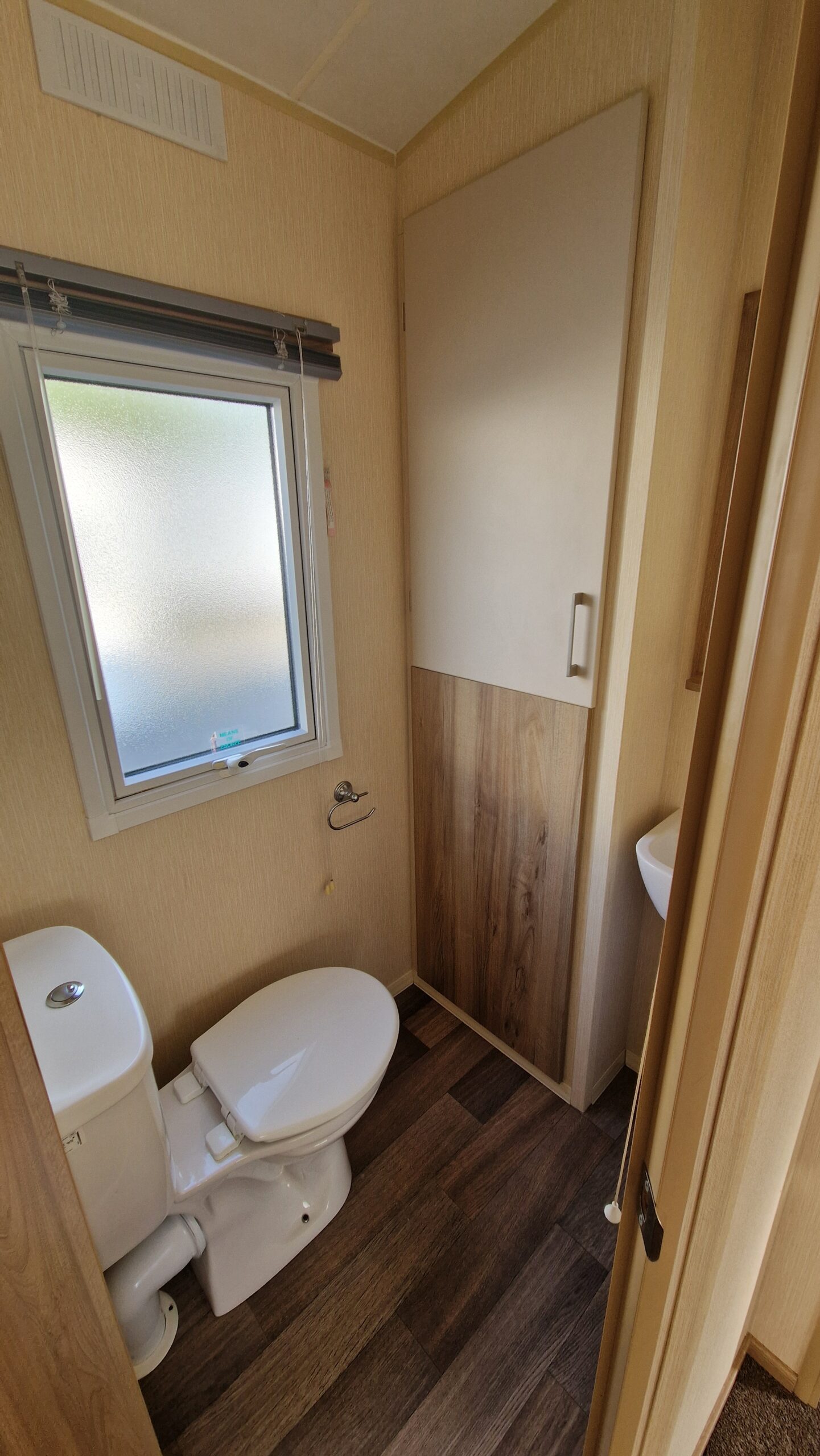 ABI Summer Breeze - 36 x 12ft 2 bed | Double Glazed & Central Heated - Image 10