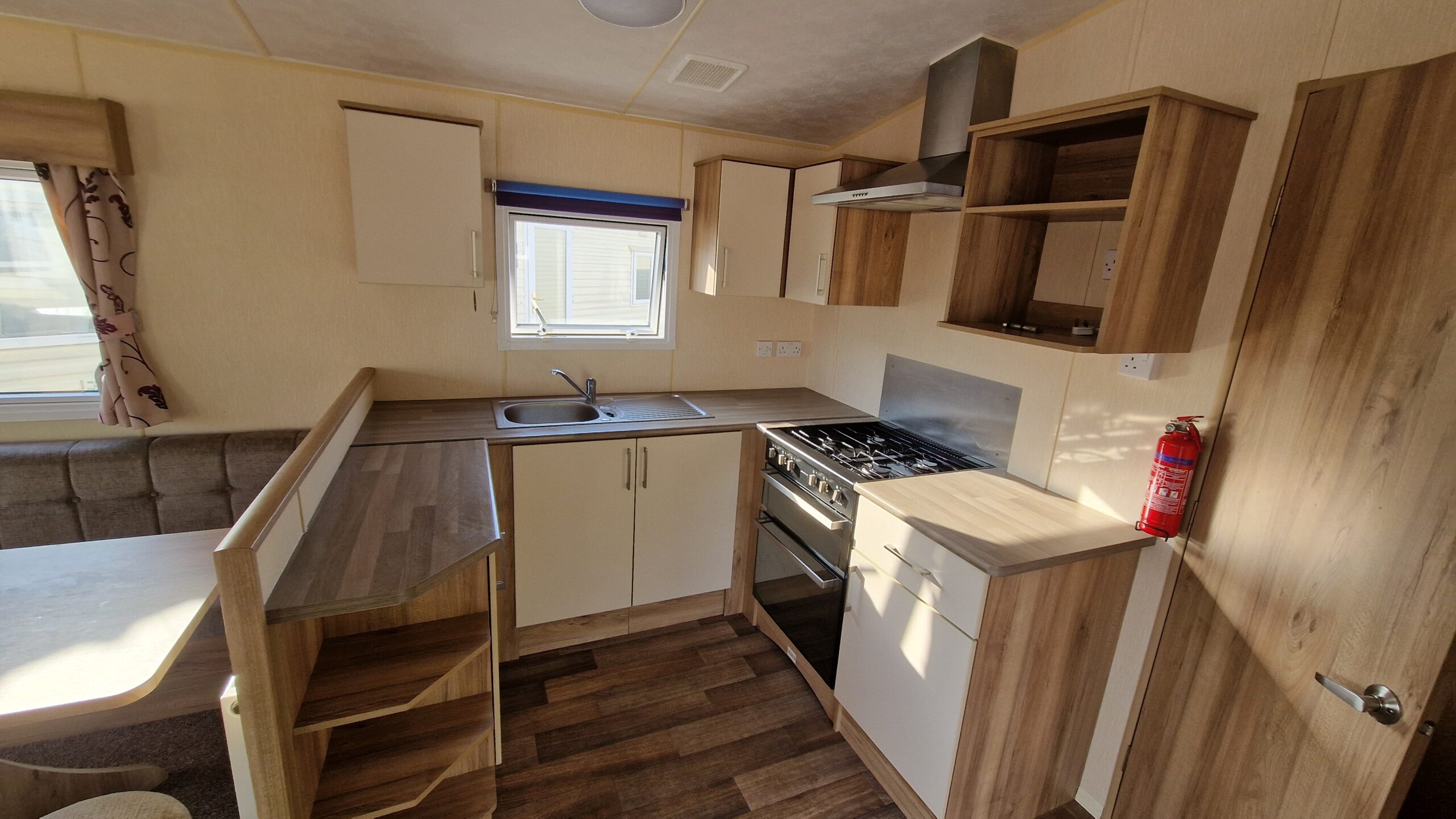 ABI Summer Breeze - 36 x 12ft 2 bed | Double Glazed & Central Heated - Image 4