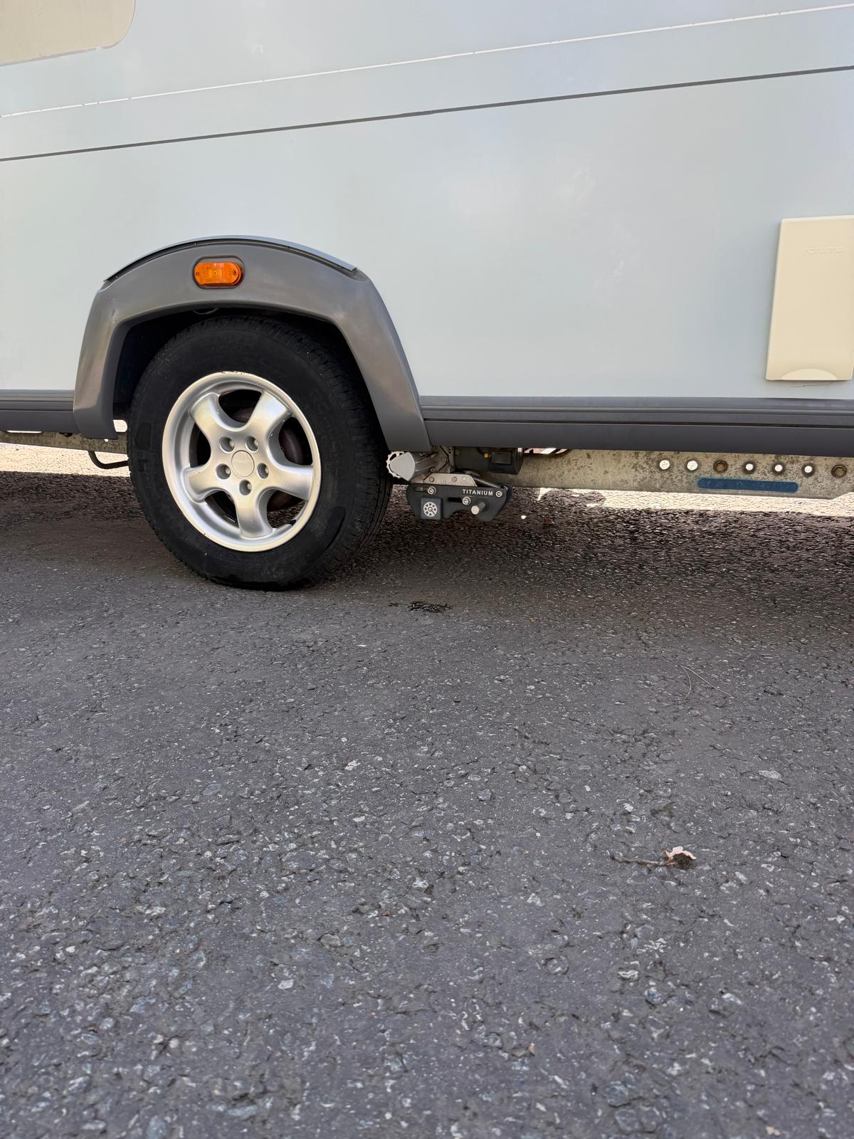 Knaus Starclass 21x6 Touring Caravan | 1 Bedroom - Image 12