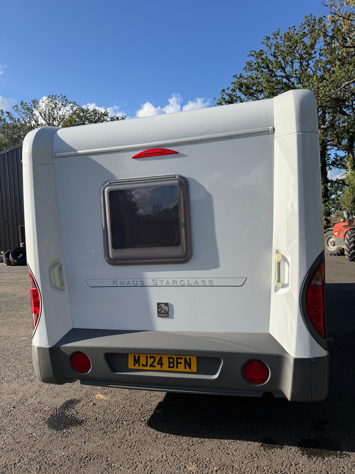 Knaus Starclass 21x6 Touring Caravan | 1 Bedroom - Image 10