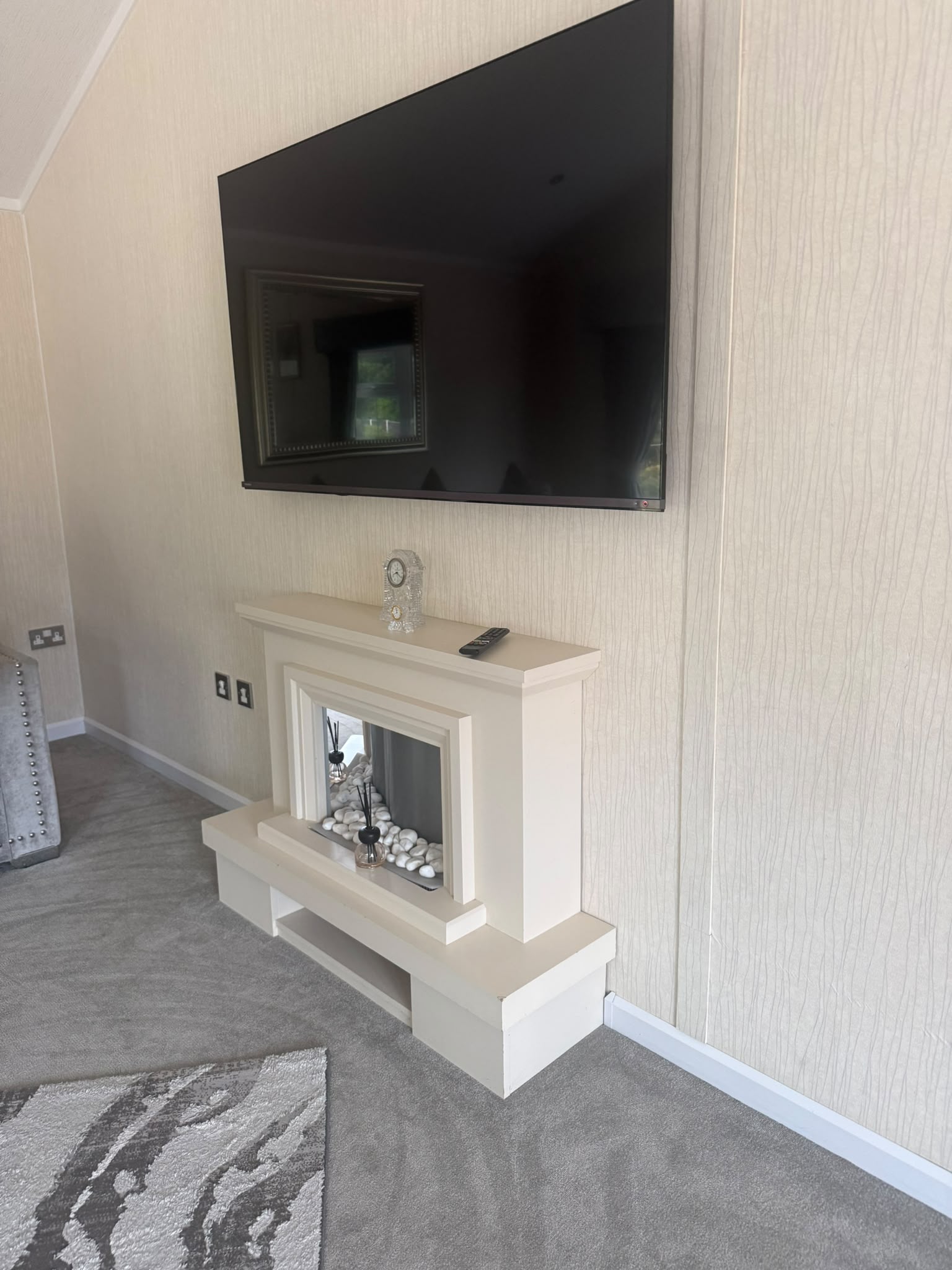 Stately Topaz 50x22ft 2 Bed | Residential Park Home - Image 9